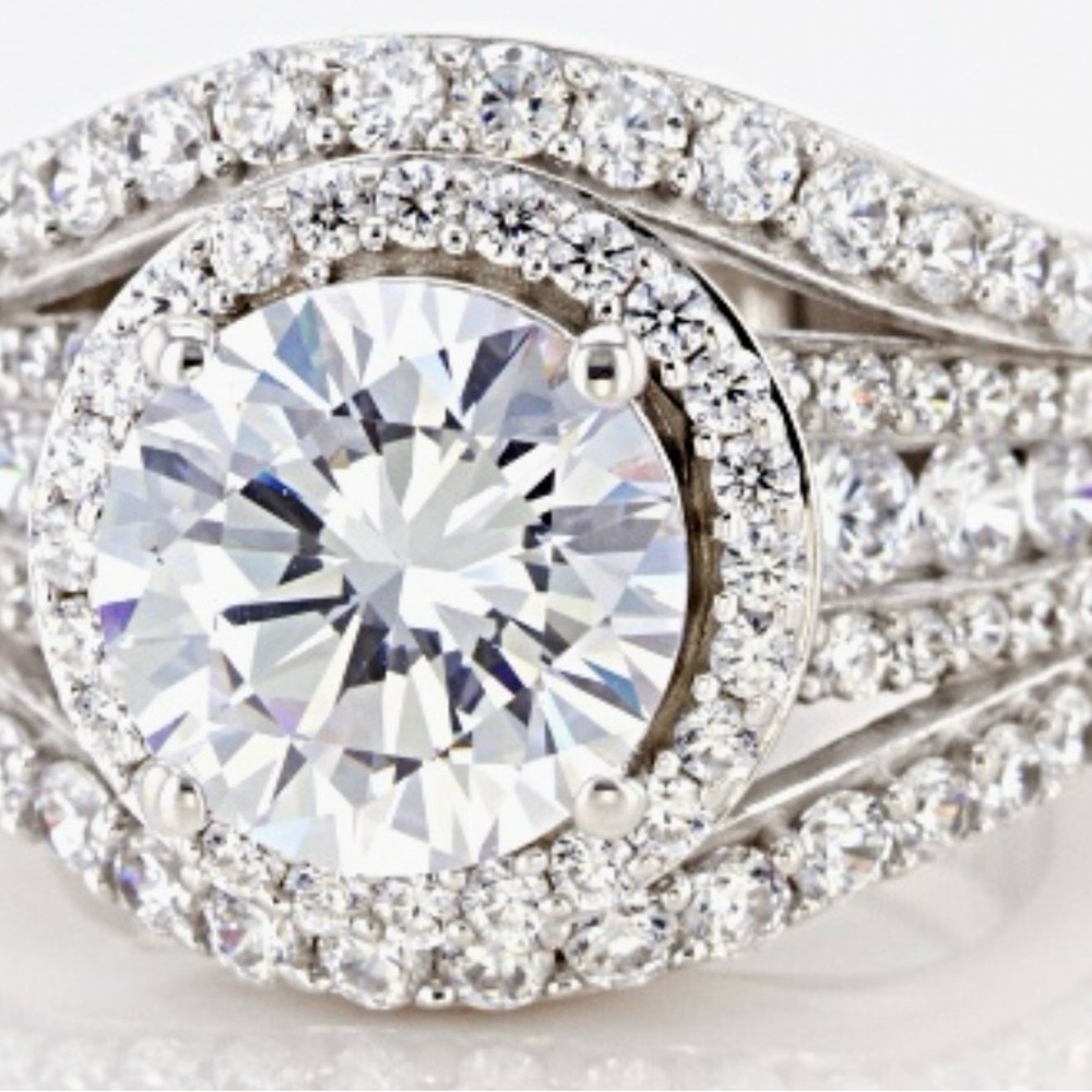 Charles Winston For Bella Luce ® white diamond simulant 9.30ctw round, rhodium